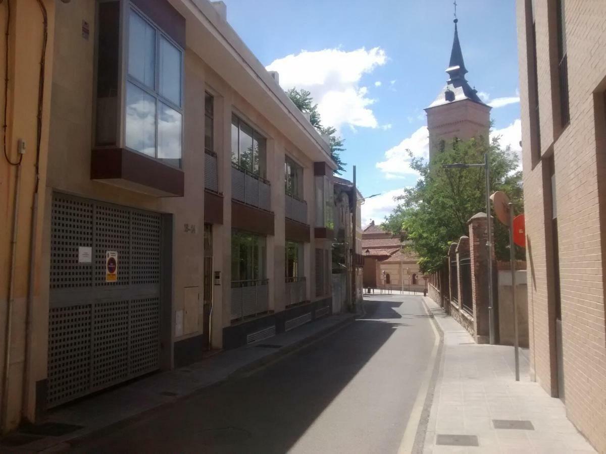 Apartamento Turistico Dct. Creus Guadalajara Eksteriør bilde